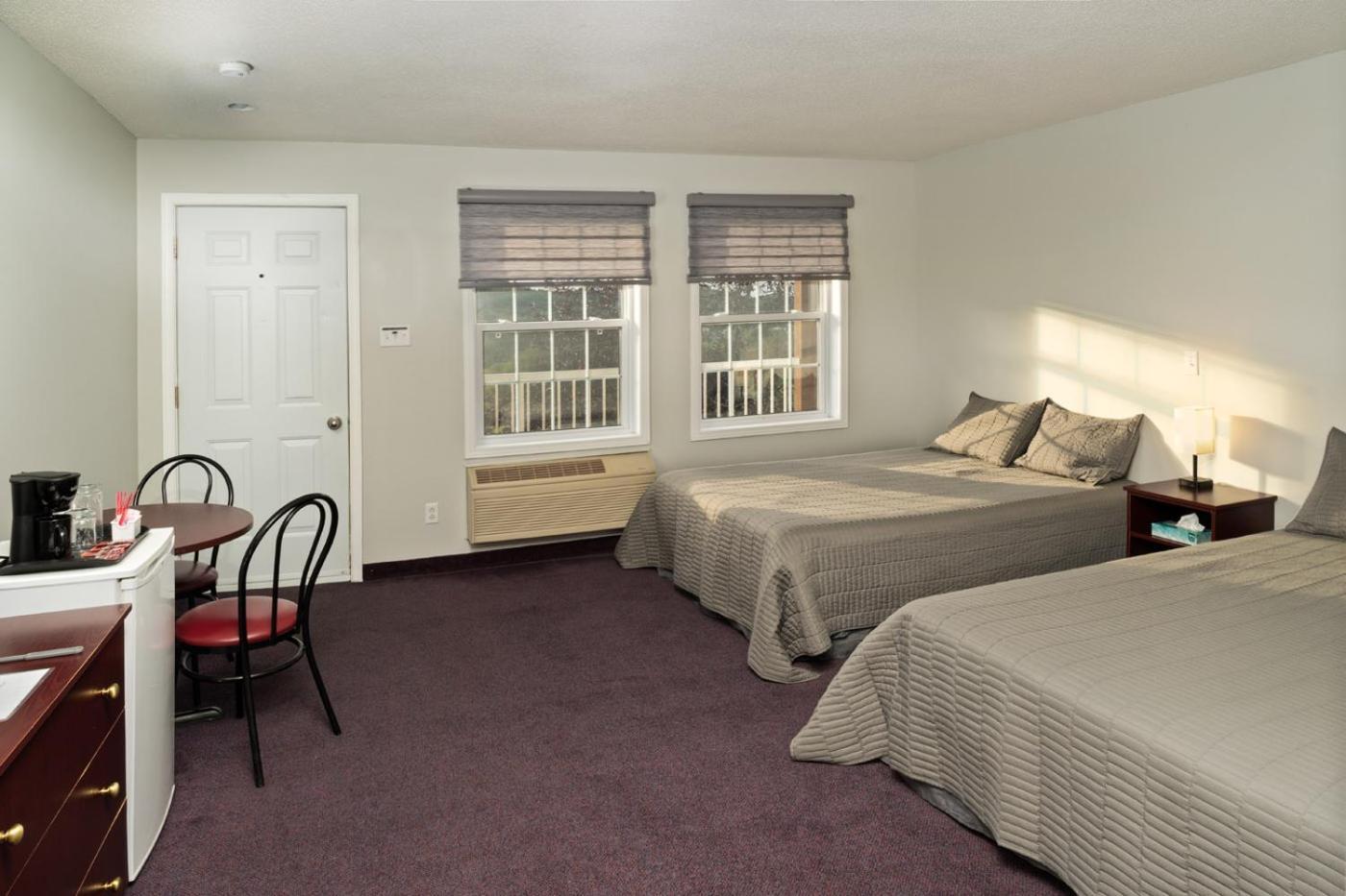 Auberge Royal Papineau Notre-Dame-de-la-Salette Ngoại thất bức ảnh